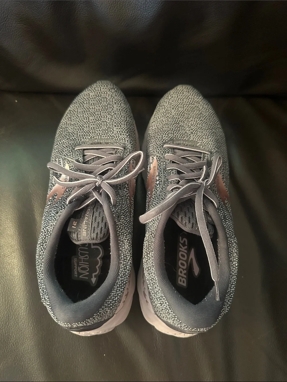 Brooks Women's Gray and Purple Running Sneakers